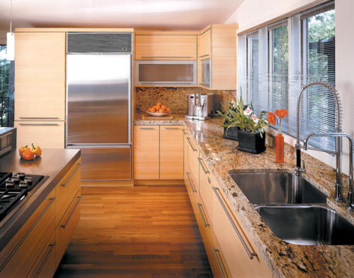Custom Kitchen Cabinets and Design